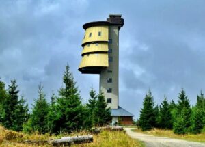 3 - Poledník